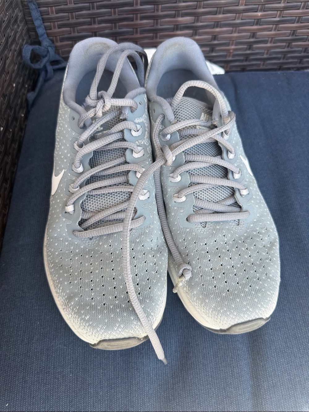 Nike Light Gray Knit Lace-Up Running Sneakers
